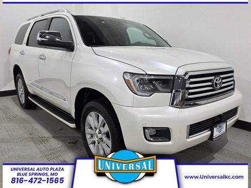 Used 2018 Toyota Sequoia Platinum image 1