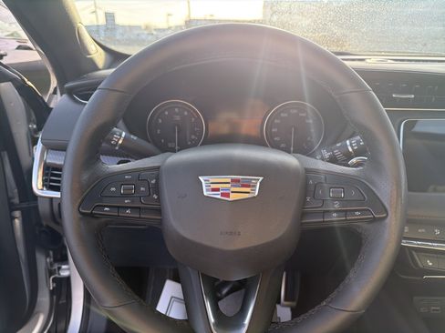 Used 2019 Cadillac XT4 Sport w/ Enhanced Visibility Package image 13