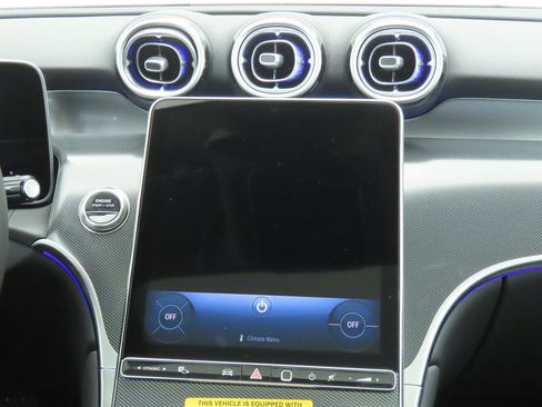 Used 2026 Mercedes-Benz GLC 300 image 14