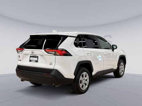 Used 2024 Toyota RAV4 LE AWD/4WD image 11
