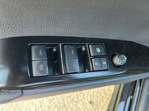 Used 2026 Toyota Camry SE w/ Convenience Package FWD image 18