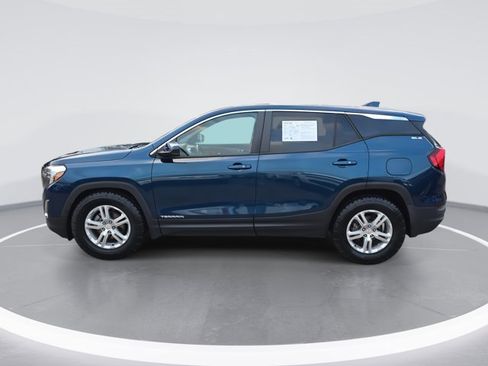 Used 2021 GMC Terrain SLE w/ LPO, Floor Liner Package image 6