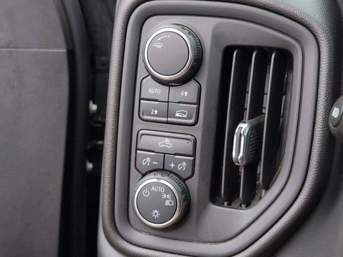 Used 2025 Chevrolet Silverado 1500 Custom w/ LPO, Dark Essentials Package AWD/4WD image 27