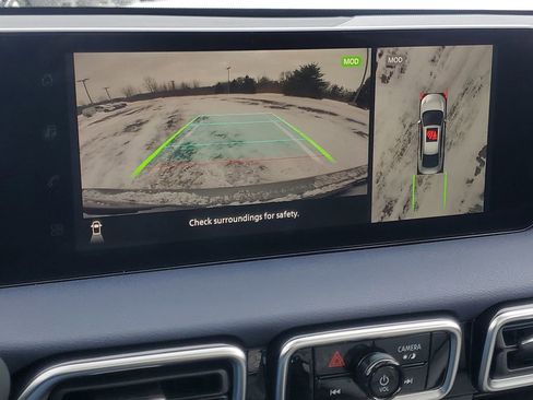 New 2026 Nissan Sentra SL w/ Floor Mat Package FWD image 22