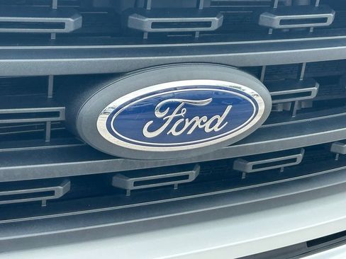 Used 2023 Ford F150 XL w/ Trailer Tow Package RWD image 20