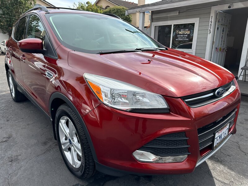 Used 2014 Ford Escape SE w/ Equipment Group 201A AWD/4WD image 3