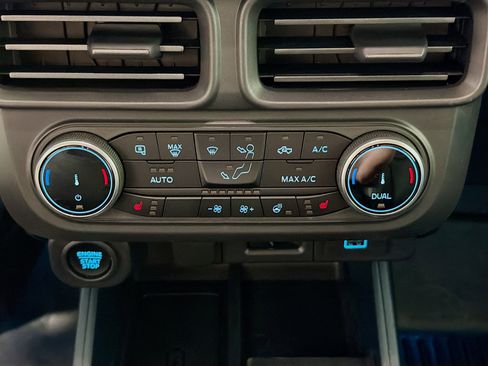 Used 2023 Ford Maverick Lariat w/ Lariat Luxury Package image 18