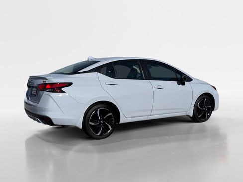 New 2025 Nissan Versa SR w/ Trunk Package image 6