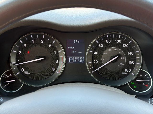 Used 2011 INFINITI M37 w/ Premium Pkg RWD image 27