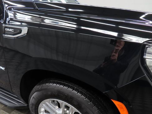 Used 2023 GMC Yukon SLE image 28