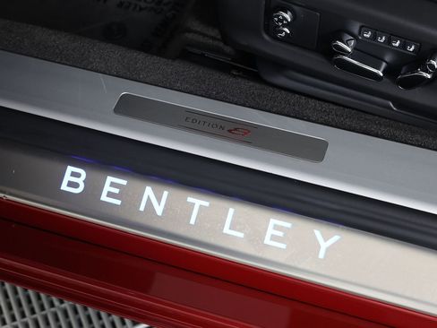 Used 2024 Bentley Continental GT AWD/4WD image 24