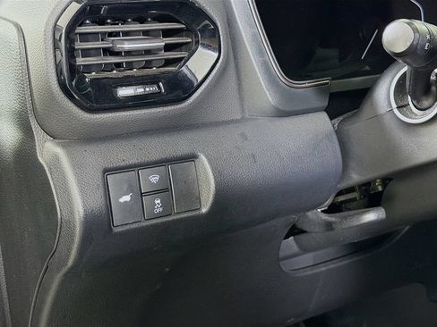 Used 2023 Honda Pilot TrailSport image 12