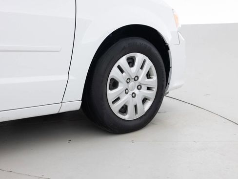 Used 2016 Dodge Grand Caravan SE w/ Quick Order Package 29E SE image 18