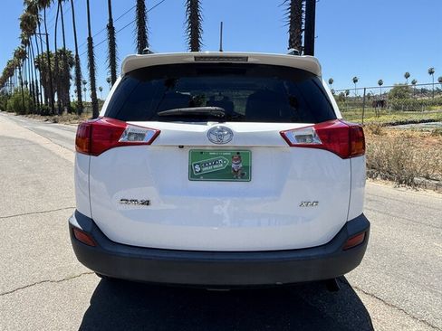 Used 2014 Toyota RAV4 XLE FWD image 6