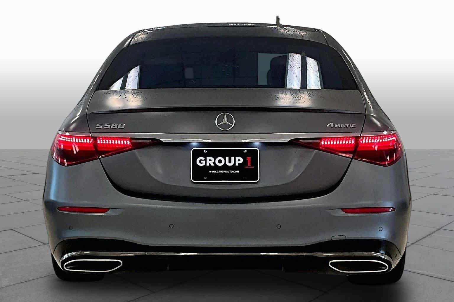 Used 2023 Mercedes-Benz S 580 4MATIC Sedan image 4