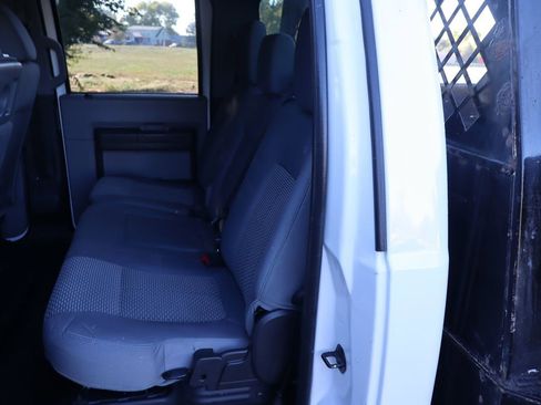 Used 2012 Ford F550 XL w/ Payload Upgrade Pkg image 26