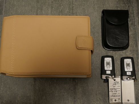 Used 2010 Rolls-Royce Phantom Sedan image 20