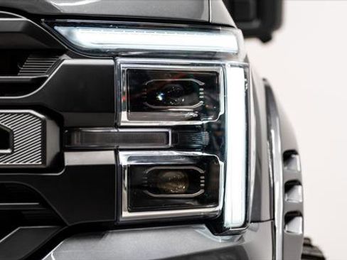 Used 2025 Ford F150 Lariat w/ Equipment Group 501A Mid image 20