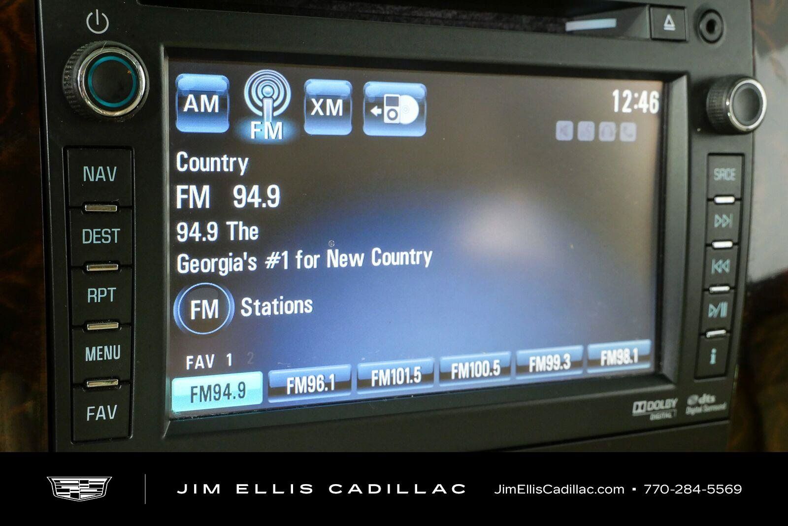 Used 2014 GMC Yukon XL Denali RWD image 12