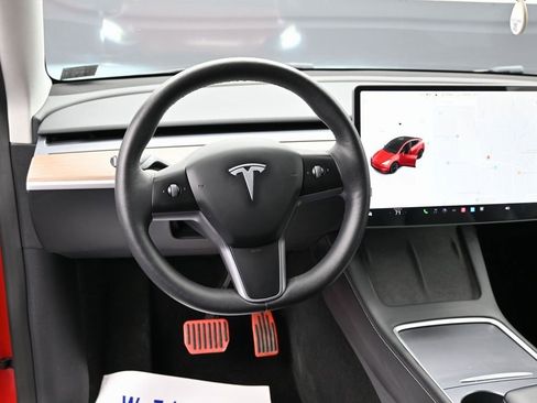 Used 2023 Tesla Model Y Long Range image 38