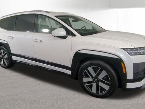 New 2026 Hyundai Ioniq 9 SEL image 2