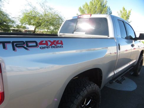 Used 2014 Toyota Tundra SR5 w/ TRD Off Road Package image 10
