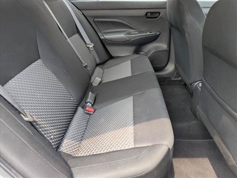 Used 2023 Nissan Versa S FWD image 17