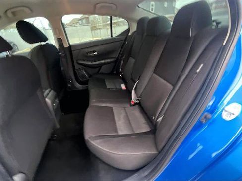 Certified 2022 Nissan Sentra SV image 19