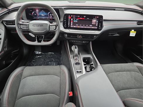 New 2026 Dodge Charger R/T w/ Performance Handling Group AWD/4WD image 11