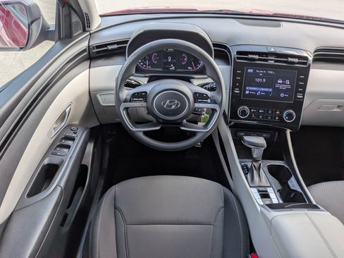 Used 2022 Hyundai Tucson SE FWD image 17