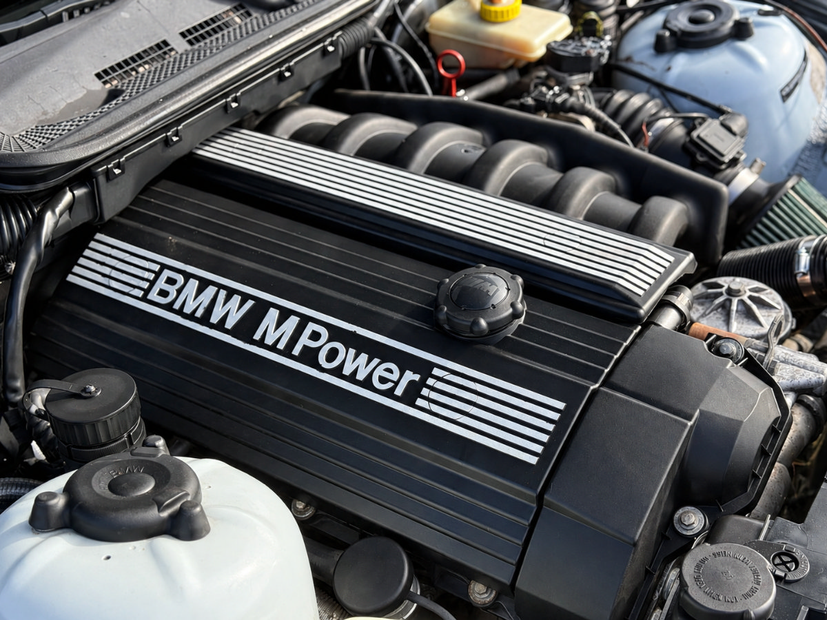 Used 1997 BMW M3 Coupe RWD image 16