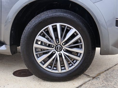 Used 2023 Nissan Armada SL image 28