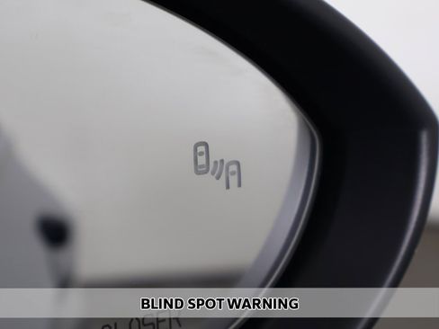 Used 2025 Volkswagen Jetta Sport image 4