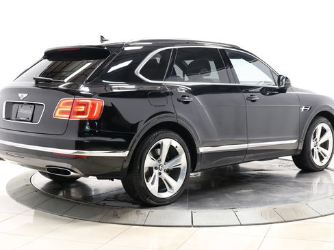 Used 2017 Bentley Bentayga AWD/4WD image 66