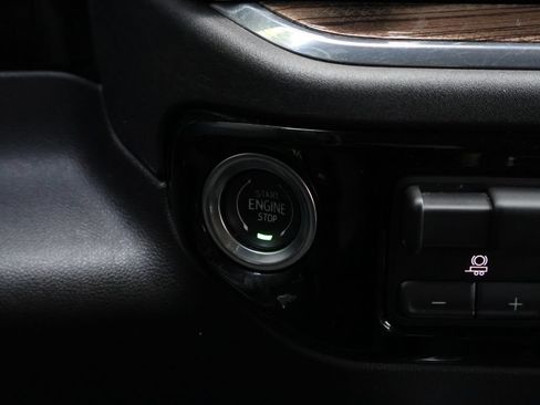 Certified 2024 Chevrolet Silverado 1500 LT Trail Boss w/ Convenience Package II AWD/4WD image 30