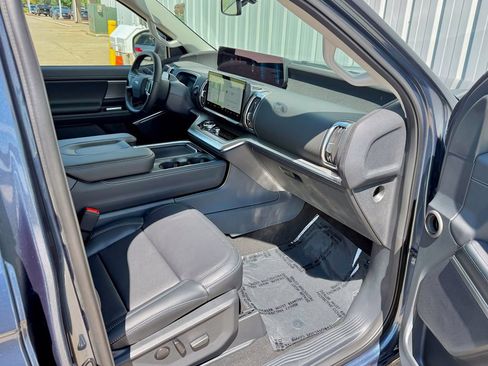 New 2027 Ford Expedition Platinum w/ Driver's Package AWD/4WD image 26