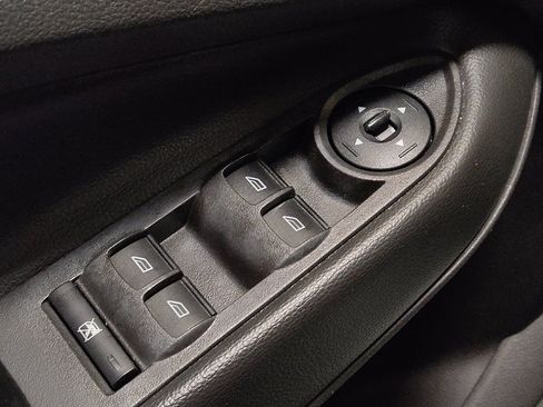 Used 2018 Ford Escape SE FWD image 27