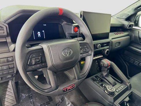 Certified 2025 Toyota Tacoma TRD Pro AWD/4WD image 10