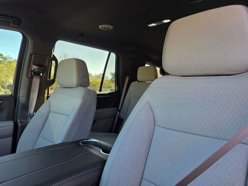 New 2026 Chevrolet Tahoe LS image 9