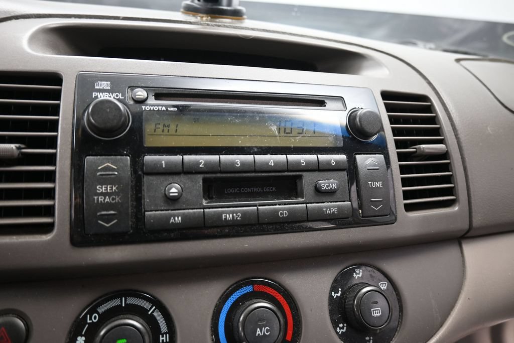 Used 2003 Toyota Camry LE FWD image 35