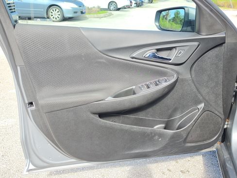 Used 2024 Chevrolet Malibu LT FWD image 17