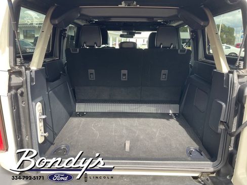 Used 2025 Ford Bronco Outer Banks image 14