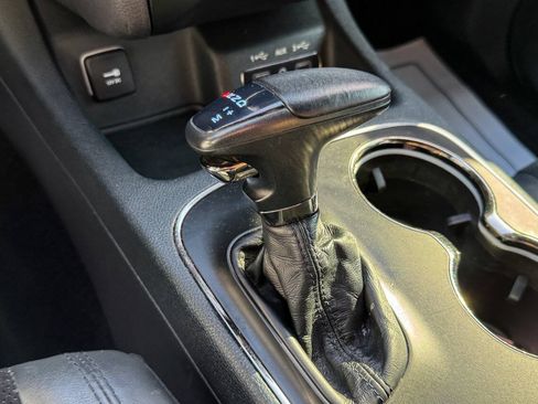Used 2018 Dodge Durango GT w/ Premium Group AWD/4WD image 32