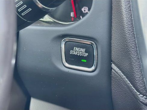 Used 2022 GMC Acadia SLT w/ Technology Package FWD image 37