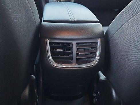 Used 2024 Chevrolet Malibu LT image 19