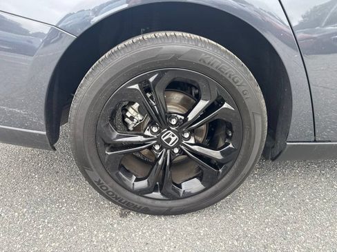 Used 2025 Honda Accord SE image 19