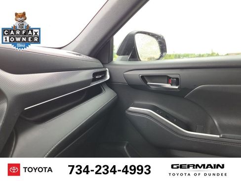 Used 2021 Toyota Highlander XSE FWD image 28