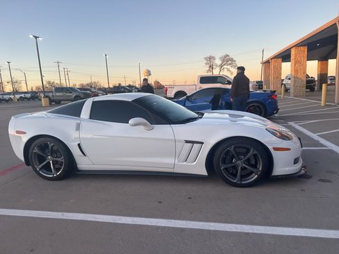Used 2013 Chevrolet Corvette Grand Sport w/ 4LT Preferred Equipment Group image 4