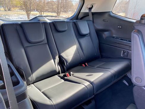 Used 2019 Subaru Ascent Limited image 22