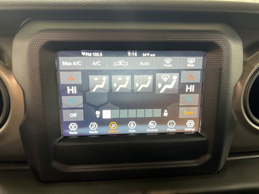 Used 2023 Jeep Gladiator Sport AWD/4WD image 16